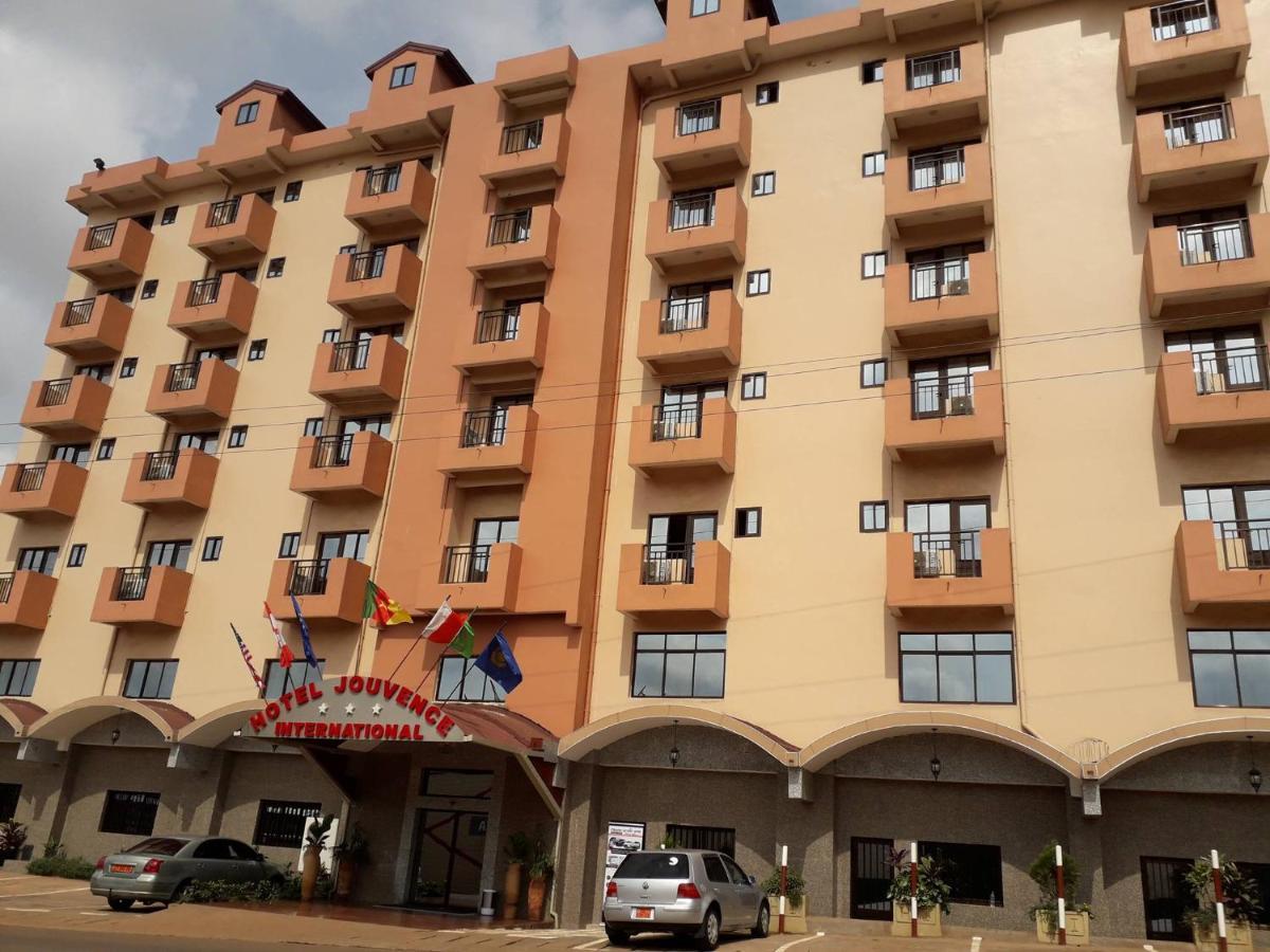 Hotel Jouvence International Яунде Экстерьер фото